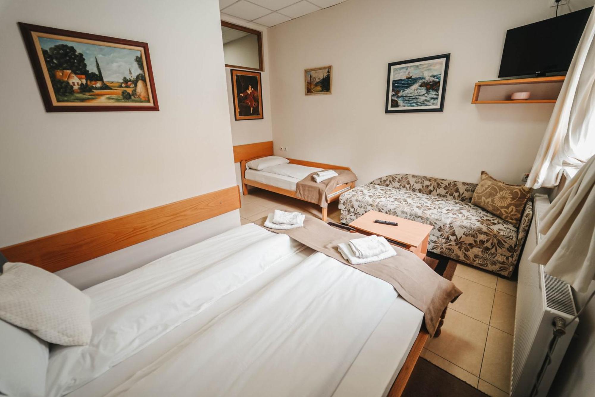 B&B Passage Sremska Mitrovica Eksteriør bilde