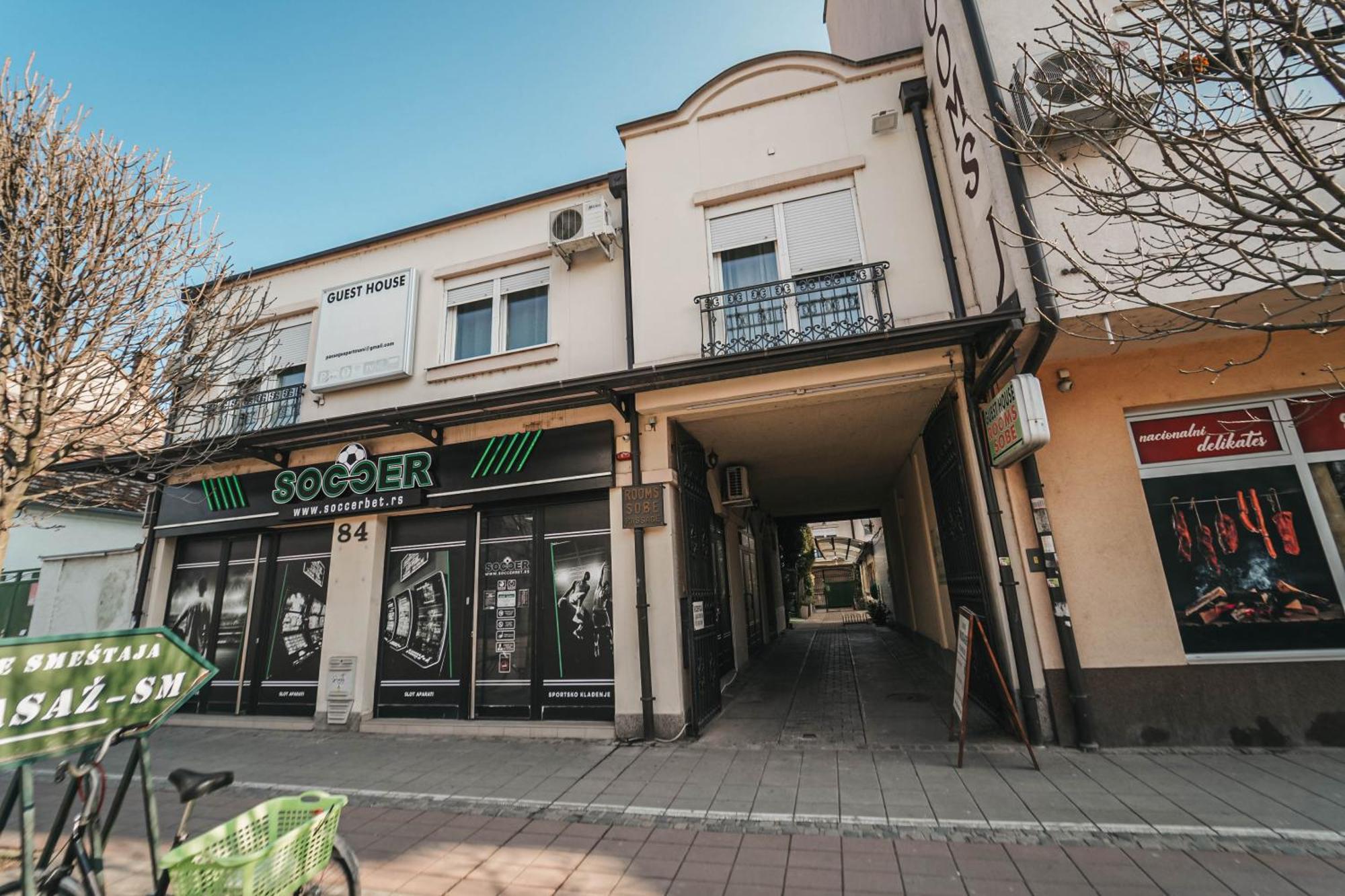 B&B Passage Sremska Mitrovica Eksteriør bilde