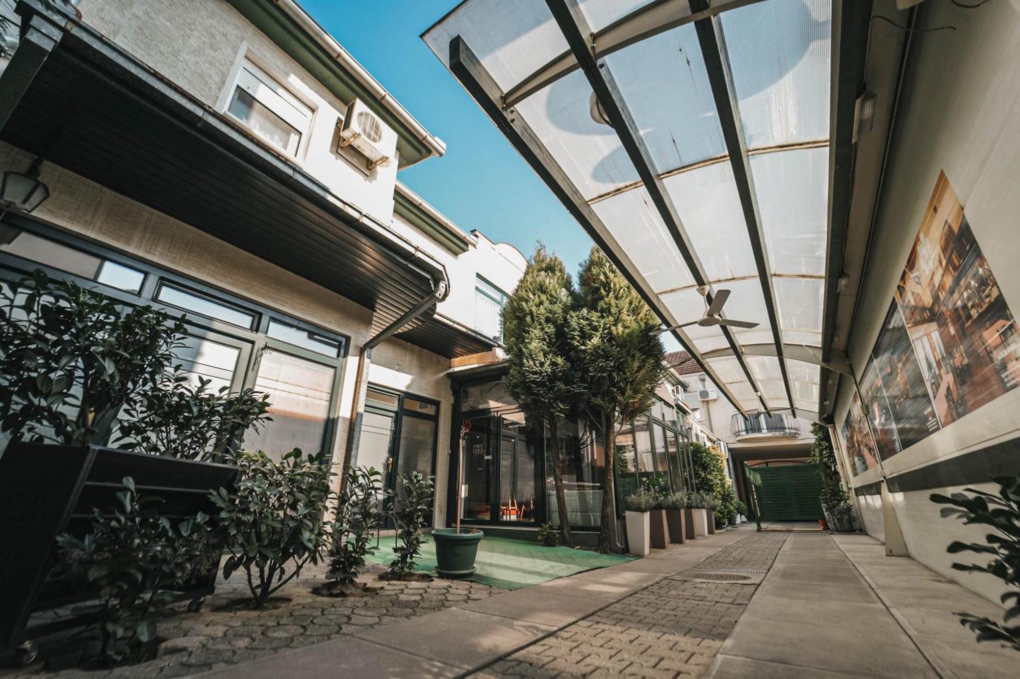 B&B Passage Sremska Mitrovica Eksteriør bilde