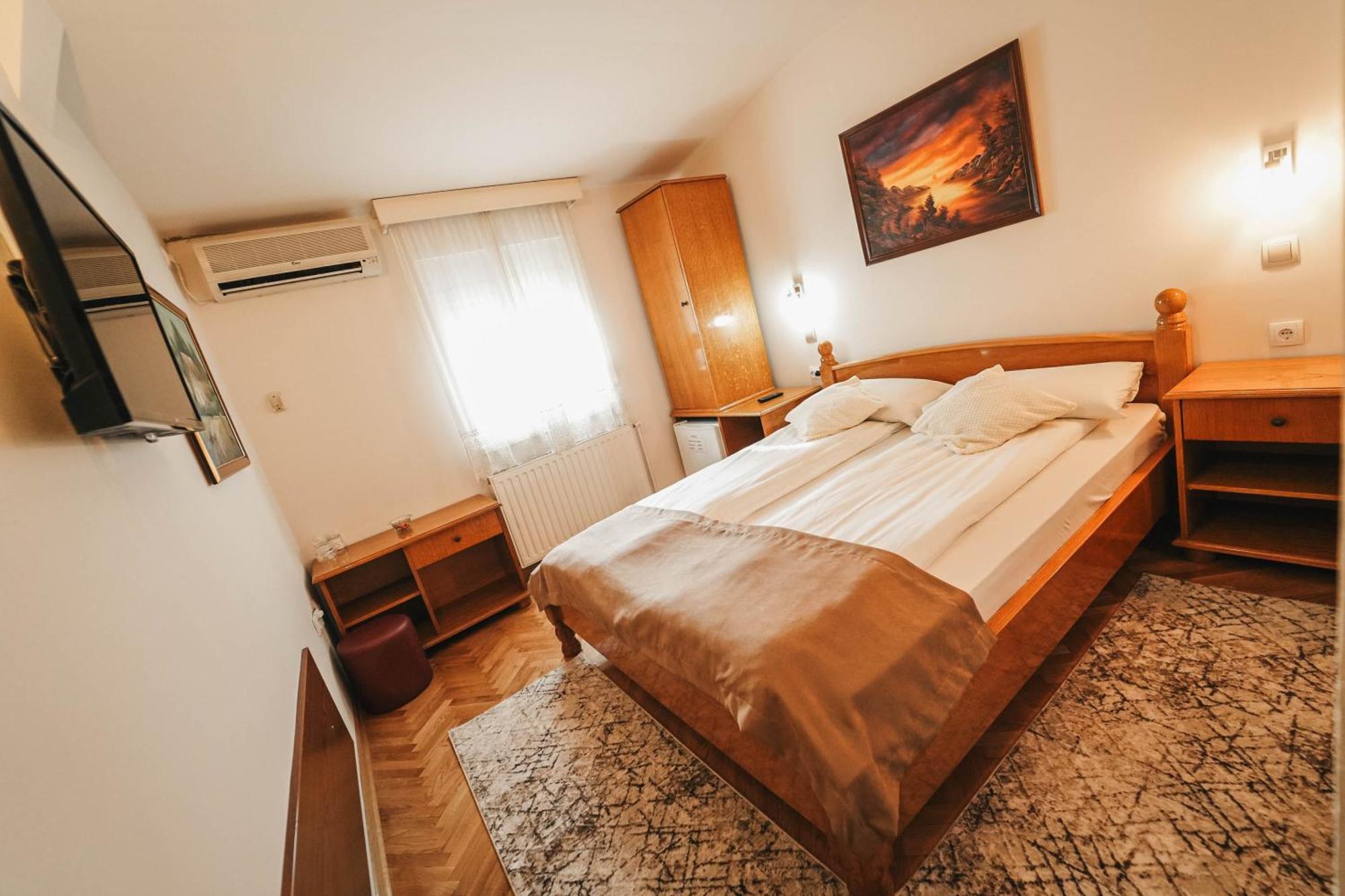 B&B Passage Sremska Mitrovica Eksteriør bilde