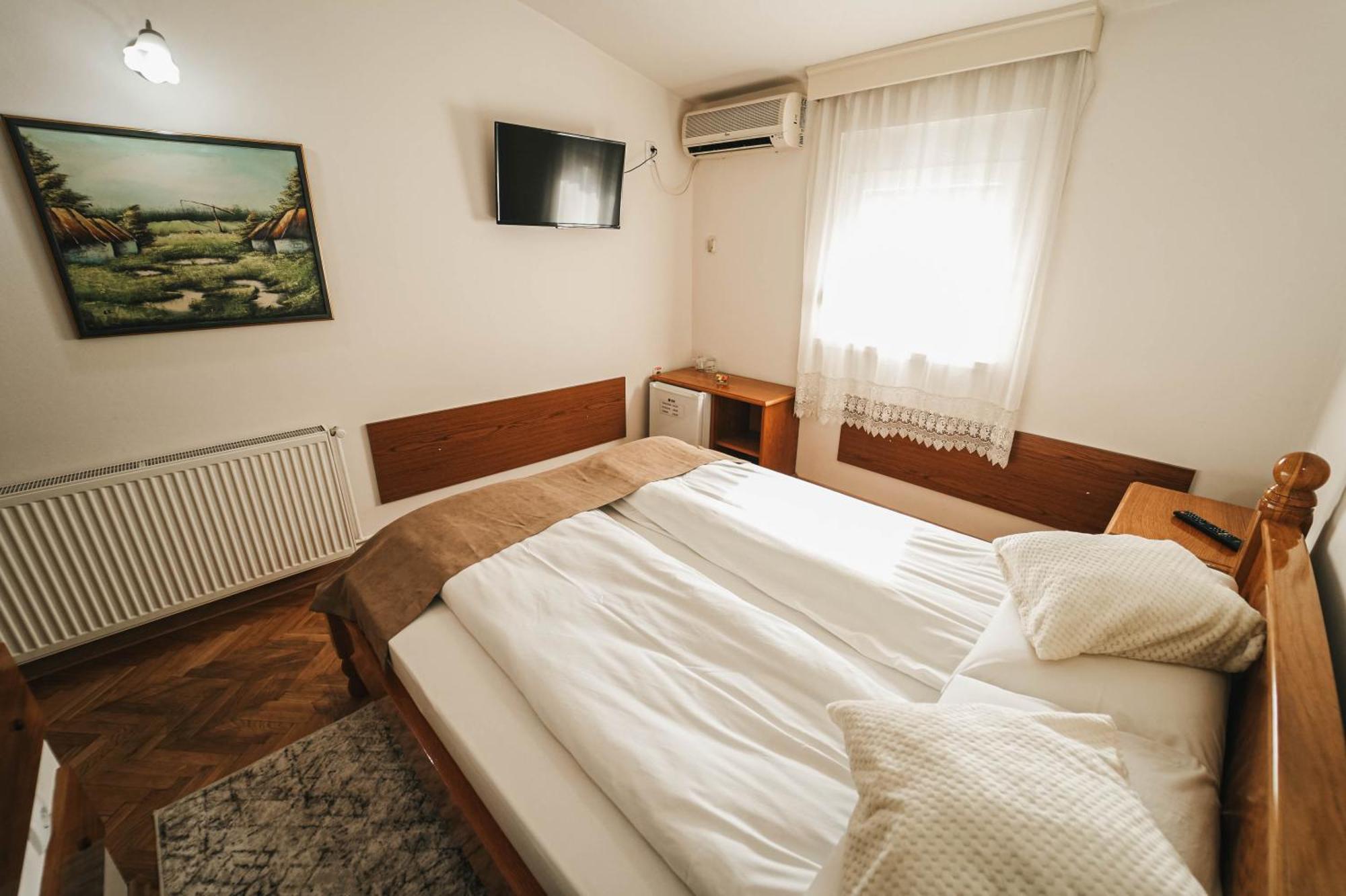 B&B Passage Sremska Mitrovica Eksteriør bilde